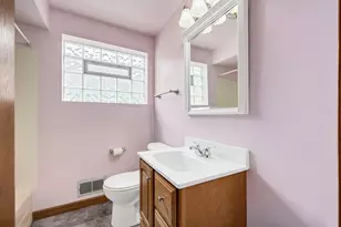 5918 S Mason Ave, Chicago, IL 60638 - Photo 12