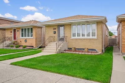 5918 S Mason Avenue, Chicago, IL 60638 - Photo 1