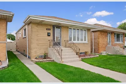 5918 S Mason Avenue, Chicago, IL 60638 - Photo 2