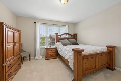 5423 Swan Circle, Hoffman Estates, IL 60192 - Photo 26