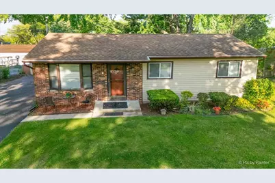 172 N Ashbury Avenue, Bolingbrook, IL 60440 - Photo 2