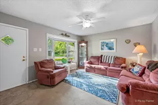 172 N Ashbury Ave, Bolingbrook, IL 60440 - Photo 4