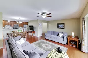 [Address not provided], Park Ridge, IL 60068 - Photo 8