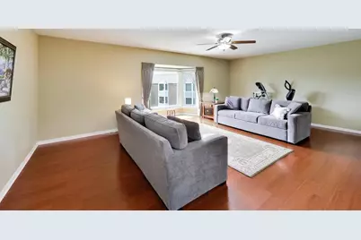 [Address not provided], Park Ridge, IL 60068 - Photo 10