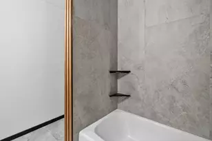 10571 Palos Pl, Palos Hills, IL 60465 - Photo 12