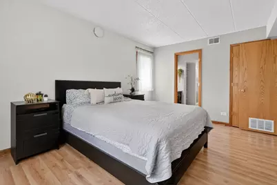10571 Palos Place #B, Palos Hills, IL 60465 - Photo 8