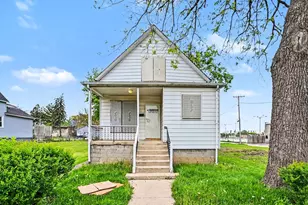 15 W McEldowney St, Chicago Heights, IL 60411 - Photo 1