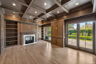 727 N McKinley Rd, Lake Forest, IL 60045 - Photo 4