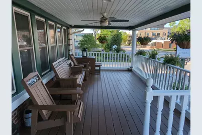 417 N Hough Street, Barrington, IL 60010 - Photo 2
