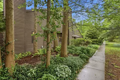 905 Barclay Court, Champaign, IL 61821 - Photo 46