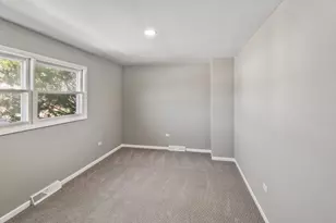 6151 Victoria Dr, Oak Forest, IL 60452 - Photo 16