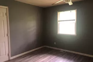 301 W Main St, Colfax, IL 61728 - Photo 4