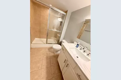 1069 W 14th Place #229, Chicago, IL 60608 - Photo 10