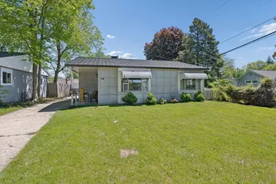 34 S Rosedale Avenue, Aurora, IL 60506 - Photo 1