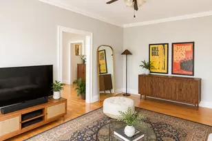 2348 W Addison St, Chicago, IL 60618 - Photo 4