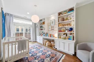 367 W Superior St, Chicago, IL 60654 - Photo 22