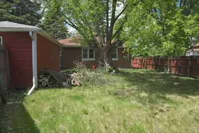 1325 Glenn Drive, North Chicago, IL 60064 - Photo 30