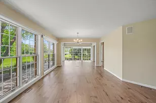 2032 Bentbrook Dr, Champaign, IL 61822 - Photo 10