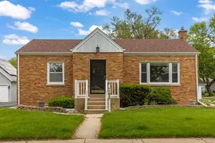 109 S Hudson St, Westmont, IL 60559 - Photo 1
