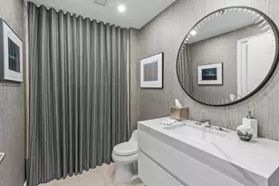 250 E Pearson St, Chicago, IL 60611 - Photo 12