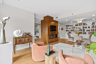 250 E Pearson St, Chicago, IL 60611 - Photo 4