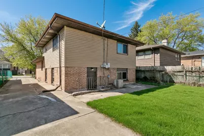 14129 S Hoxie Avenue, Burnham, IL 60633 - Photo 2