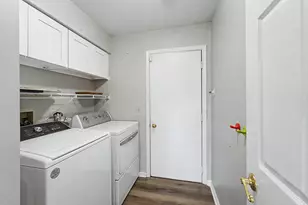 1903 N Evergreen Ave, Arlington Heights, IL 60004 - Photo 14