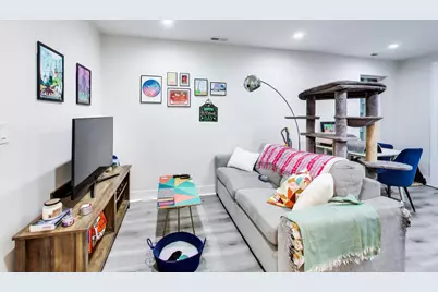 2021 W Shakespeare Avenue #CH1, Chicago, IL 60647 - Photo 2