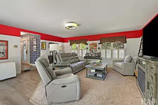 4403 Roberts Rd, Island Lake, IL 60042 - Photo 14