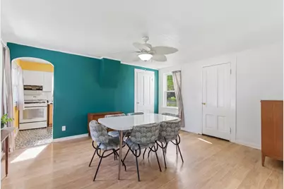 327 Silver Street, Elgin, IL 60123 - Photo 8