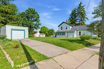 327 Silver Street, Elgin, IL 60123 - Photo 2