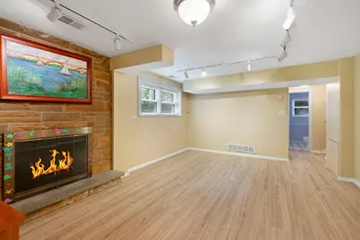 146 Millbrook Lane, Wilmette, IL 60091 - Photo 12