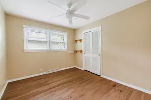 146 Millbrook Ln, Wilmette, IL 60091 - Photo 10