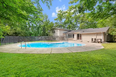 146 Millbrook Lane, Wilmette, IL 60091 - Photo 20