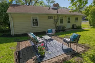 366 Oswego St, Park Forest, IL 60466 - Photo 16