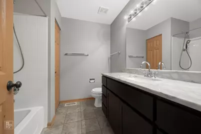2532 Golf Ridge Circle, Naperville, IL 60563 - Photo 8