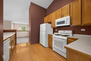 2532 Golf Ridge Cir, Naperville, IL 60563 - Photo 6