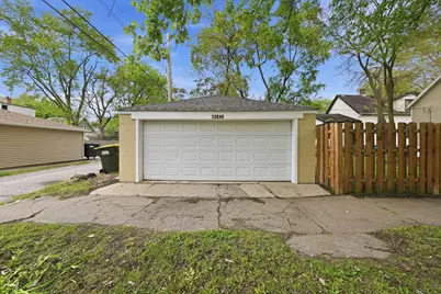 13848 S Wentworth Avenue, Riverdale, IL 60827 - Photo 30