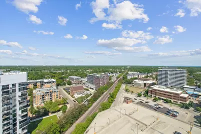 1720 Maple Avenue #2240, Evanston, IL 60201 - Photo 6