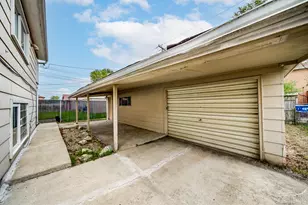 399 Oglesby Ave, Calumet City, IL 60409 - Photo 14
