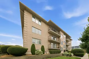 9514 S Kilbourn Ave, Oak Lawn, IL 60453 - Photo 32