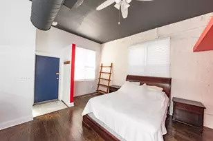 1214 W Belmont Ave, Chicago, IL 60657 - Photo 8