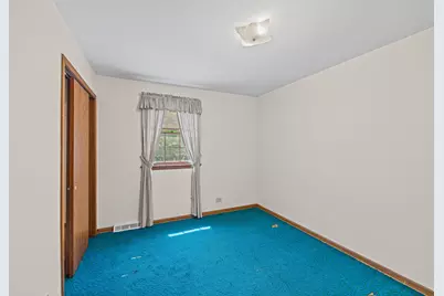 538 Maple Lane, Darien, IL 60561 - Photo 6