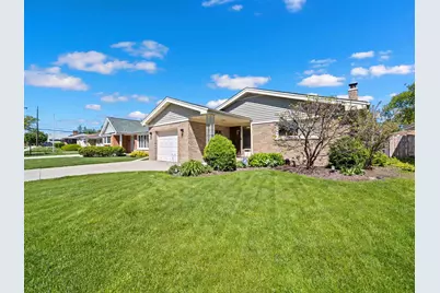 921 N Western Avenue, Park Ridge, IL 60068 - Photo 1