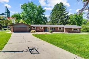 313 W Margaret Fuller Rd, Oregon, IL 61061 - Photo 44