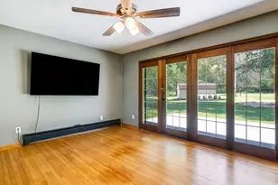313 W Margaret Fuller Rd, Oregon, IL 61061 - Photo 10