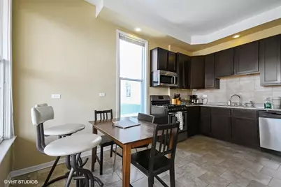 1138 W Addison Street #2, Chicago, IL 60613 - Photo 4