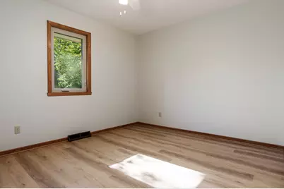 984 Rockhampton Drive, Rockford, IL 61102 - Photo 34