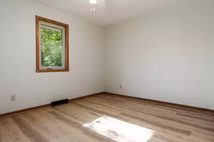984 Rockhampton Dr, Rockford, IL 61102 - Photo 34