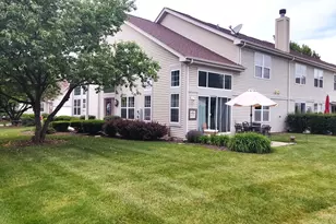 3150 St Michel Ln, Saint Charles, IL 60175 - Photo 2